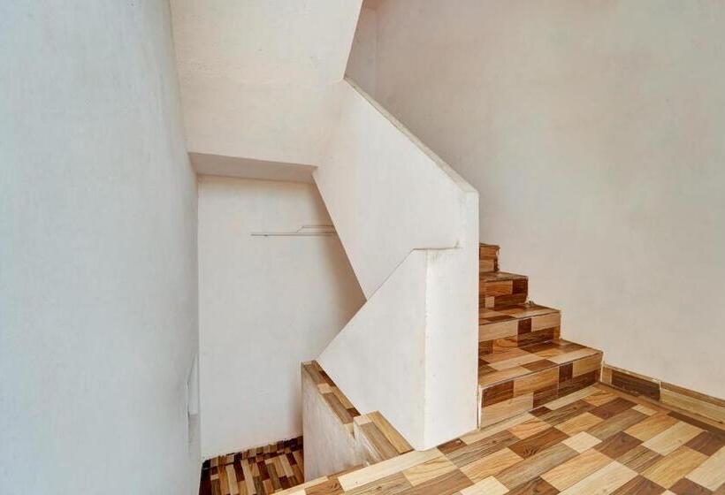 Hotel Oyo Flagship Sk Lodge