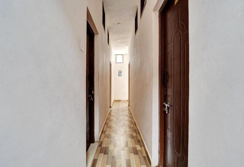 Hotel Oyo Flagship Sk Lodge