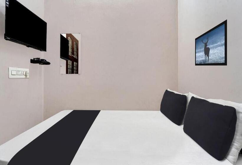 Hotel Oyo Flagship Sk Lodge