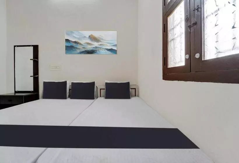 ホテル Oyo Flagship Sk Lodge
