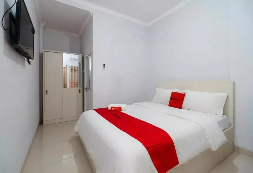 Hotelli Reddoorz At Homestay Lotus 2 Pangkal Pinang