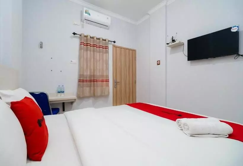 Hotelli Reddoorz At Homestay Lotus 2 Pangkal Pinang