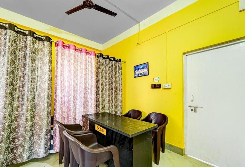 Szálloda O Home Trimurti Guest House