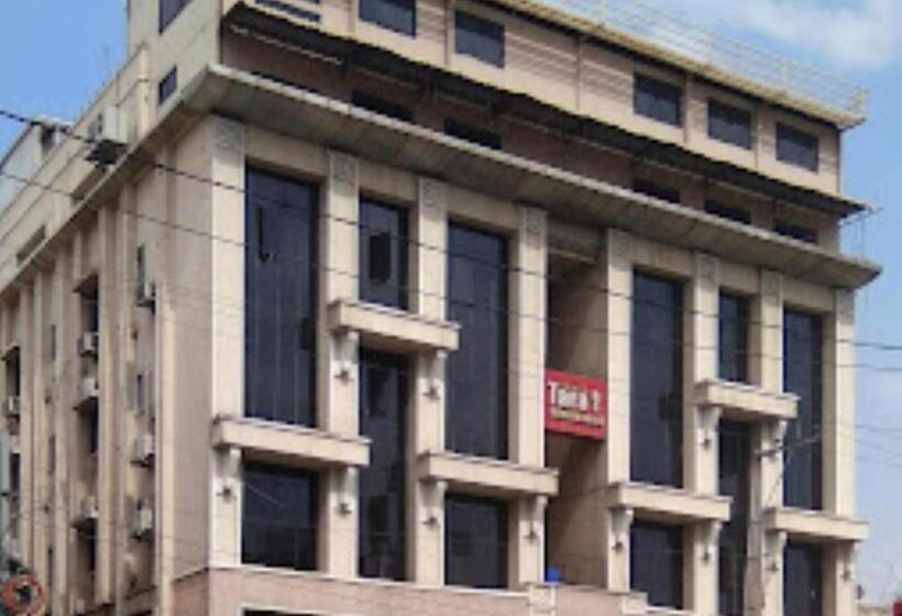 酒店 Tara International Telangana