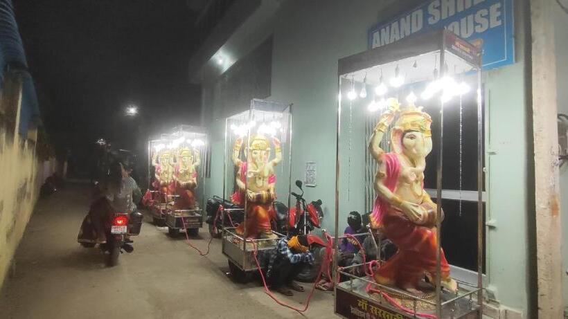 پانسیون Anand Inn