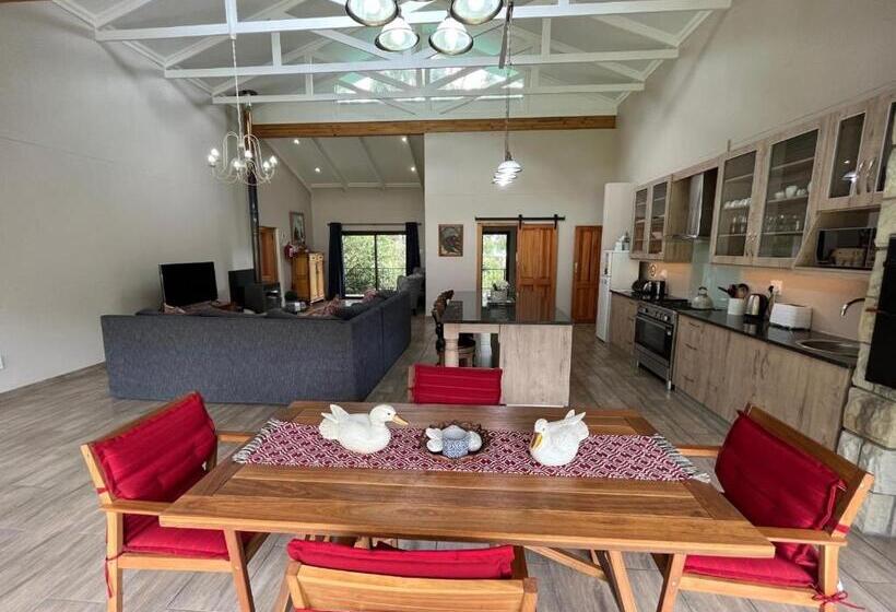 Pension Claire Golf Villa