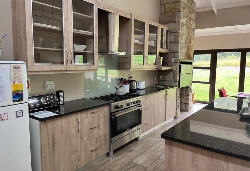 Pension Claire Golf Villa