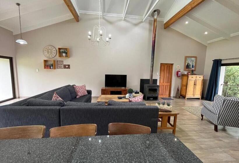 Pension Claire Golf Villa