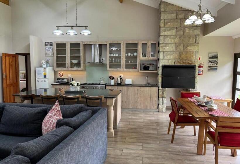 Pension Claire Golf Villa