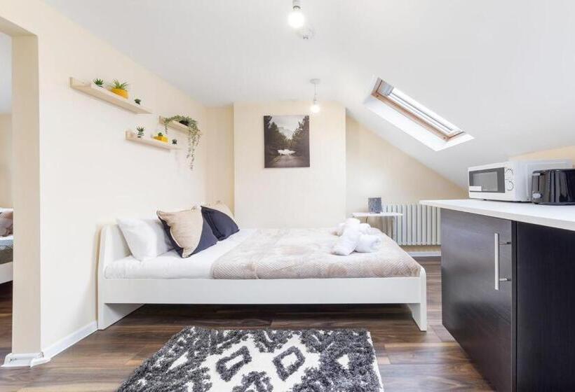 ペンション Isleworth Stays Tw7