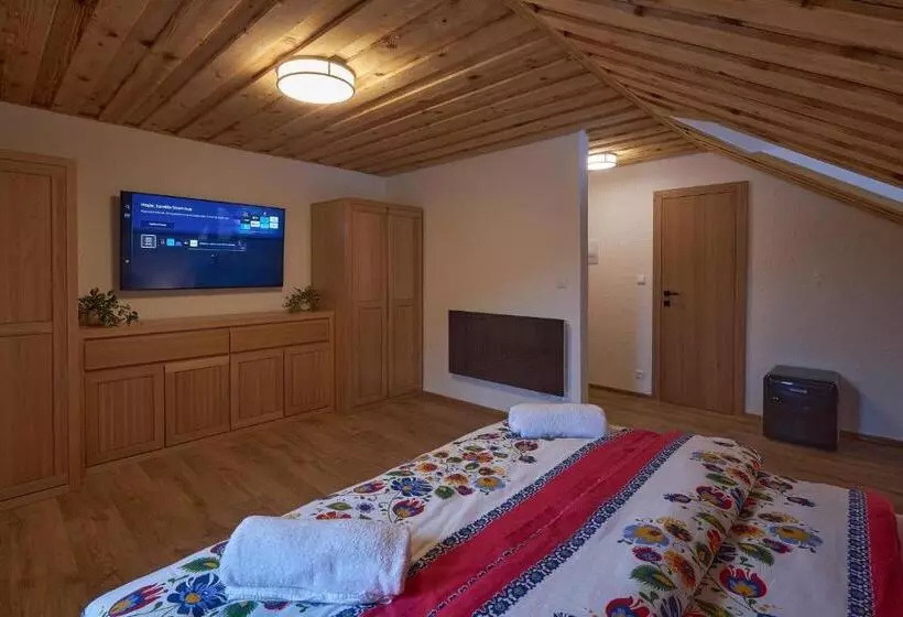 Majatalo Koliba Pod Vlkolíncom