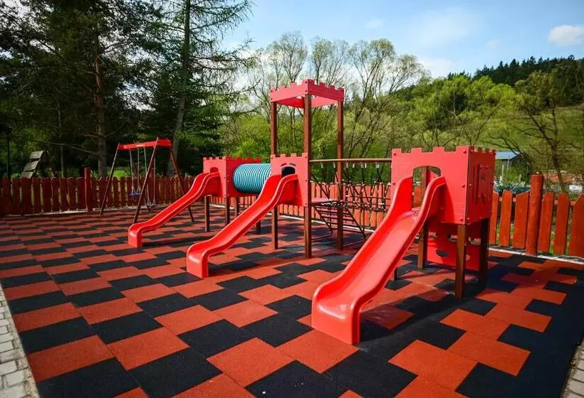 Majatalo Koliba Pod Vlkolíncom