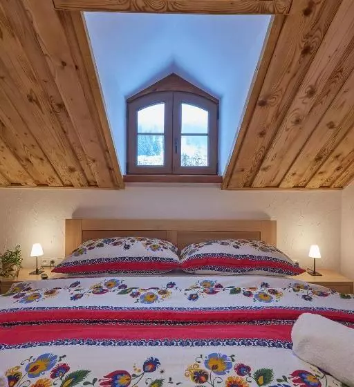 Majatalo Koliba Pod Vlkolíncom