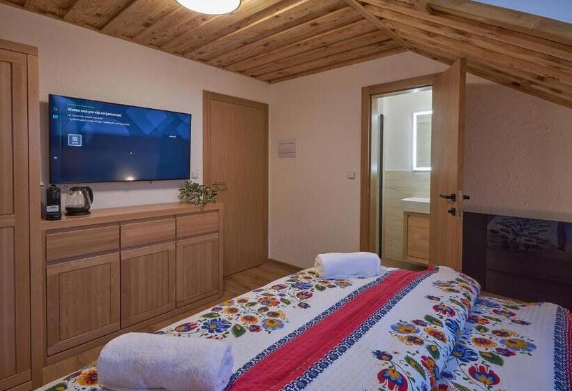 پانسیون Koliba Pod Vlkolíncom