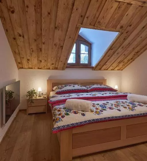 Majatalo Koliba Pod Vlkolíncom