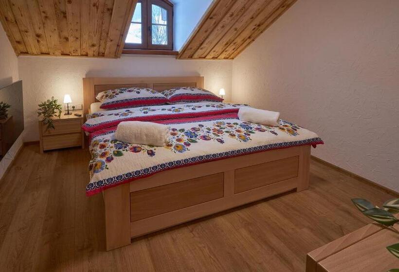 پانسیون Koliba Pod Vlkolíncom