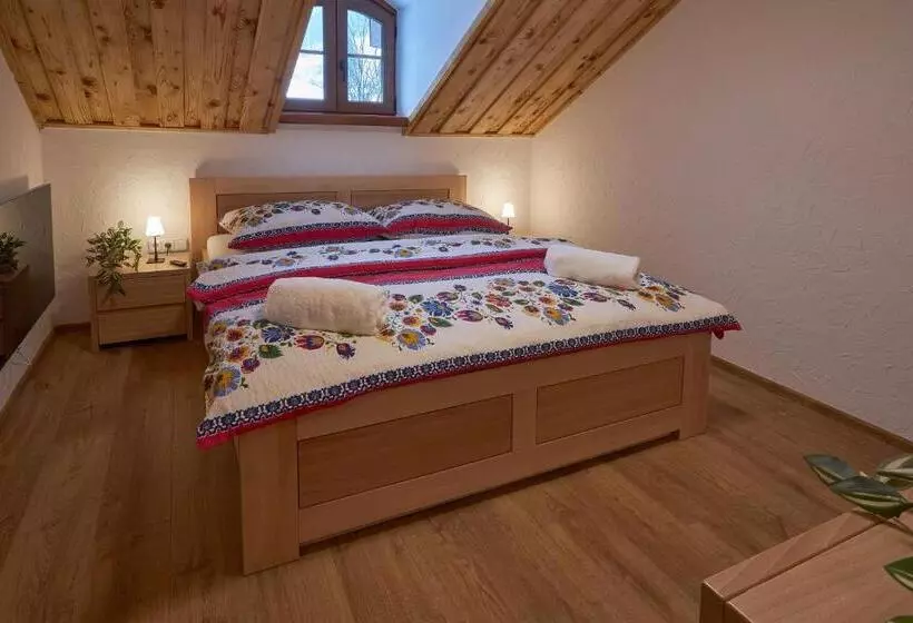 Majatalo Koliba Pod Vlkolíncom