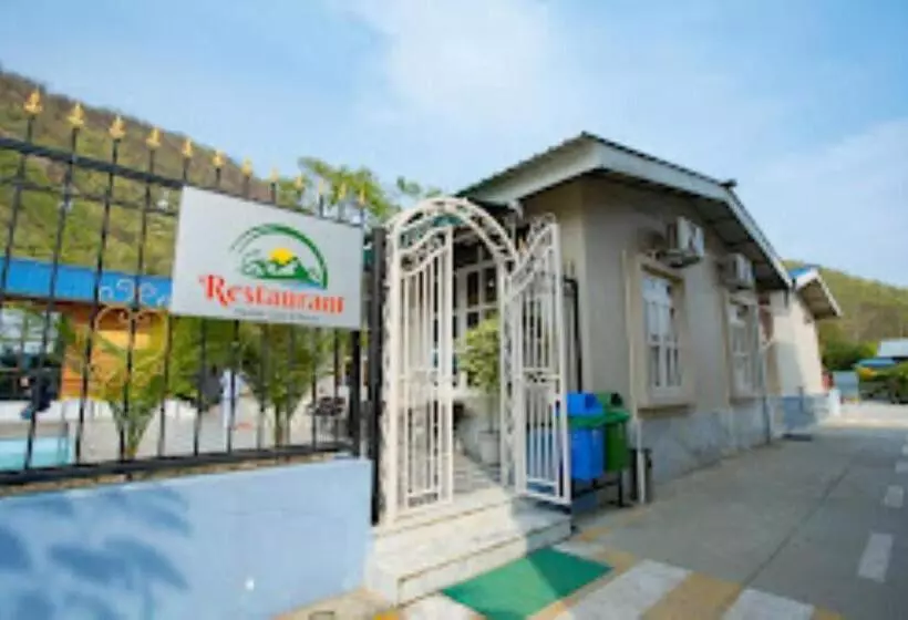 Radiant Club And Resort Maibakhul