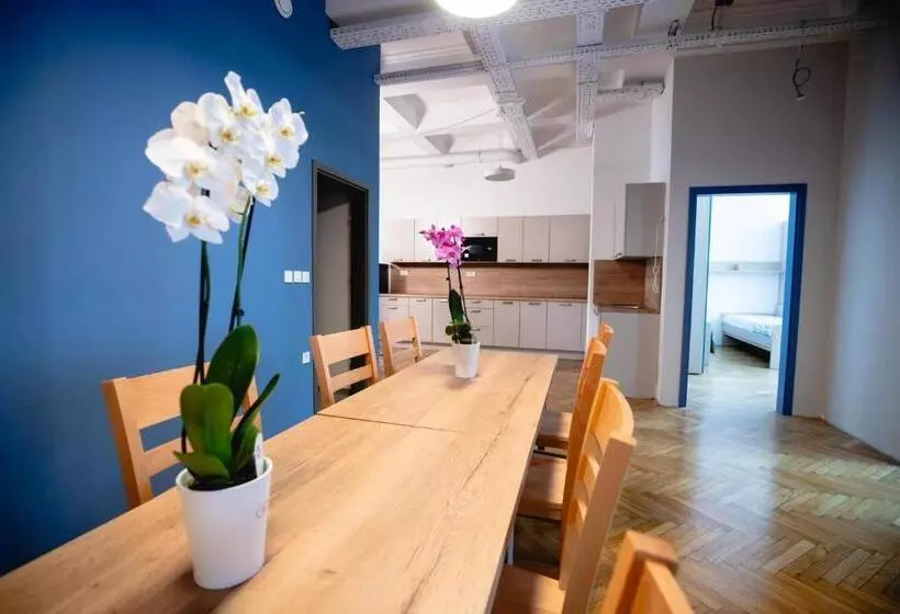 ユースホステル Cafdorm