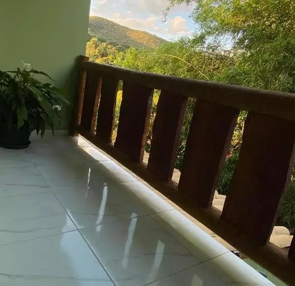 Retkeilymaja Pousada Cardeal Mota