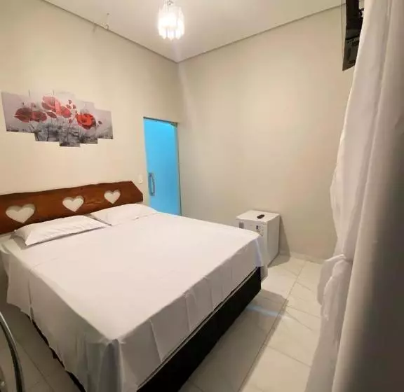 Retkeilymaja Pousada Cardeal Mota