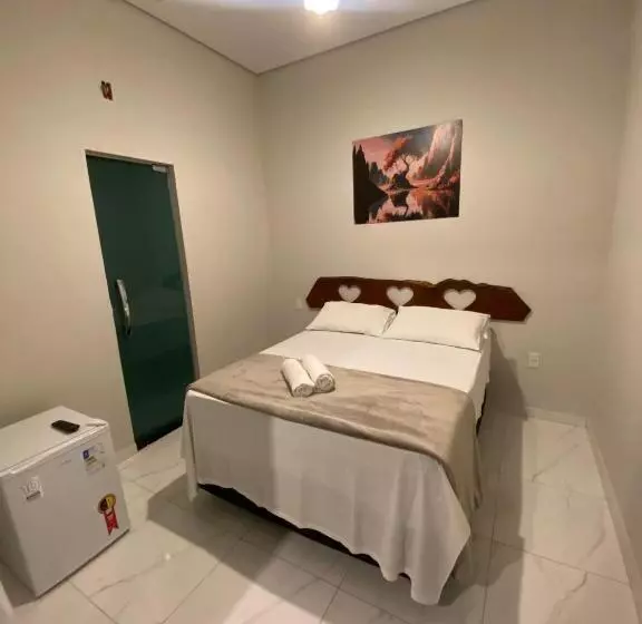 Retkeilymaja Pousada Cardeal Mota