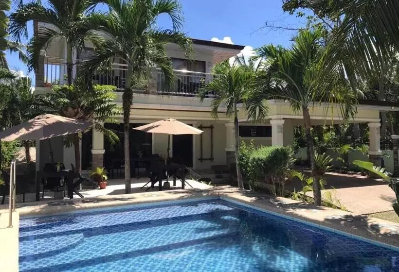 Avila S Hostel Moalboal Near Beach