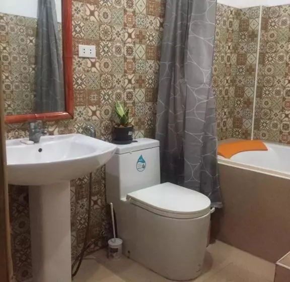 Avila S Hostel Moalboal Near Beach