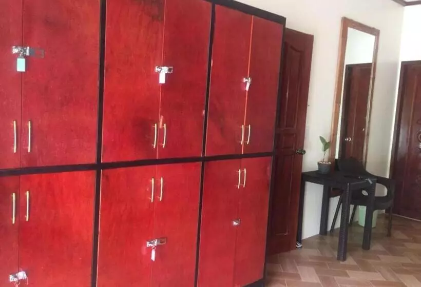 Avila S Hostel Moalboal Near Beach