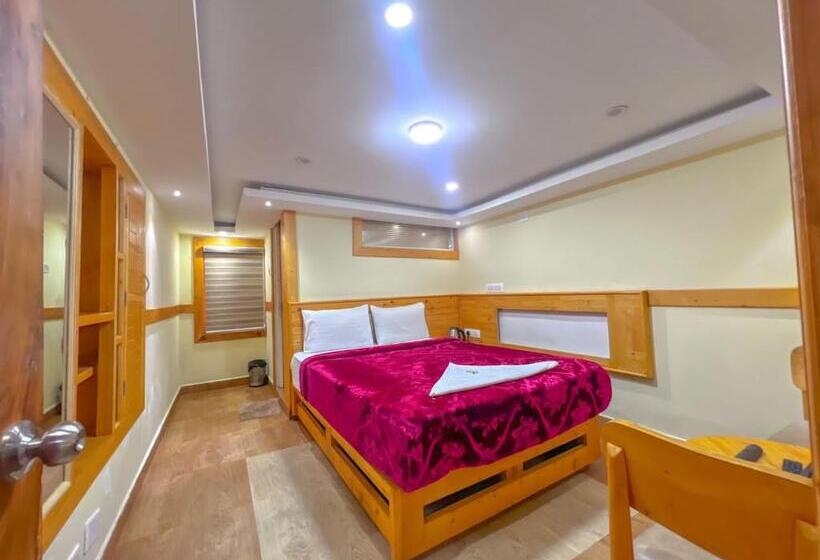 Aamiaismajoitus (B&B) The Bell Mount By Agira Hotels