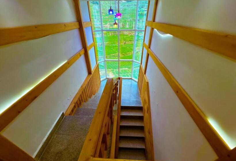 Aamiaismajoitus (B&B) The Bell Mount By Agira Hotels