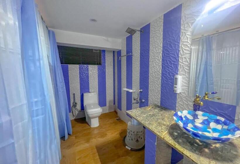 Aamiaismajoitus (B&B) The Bell Mount By Agira Hotels