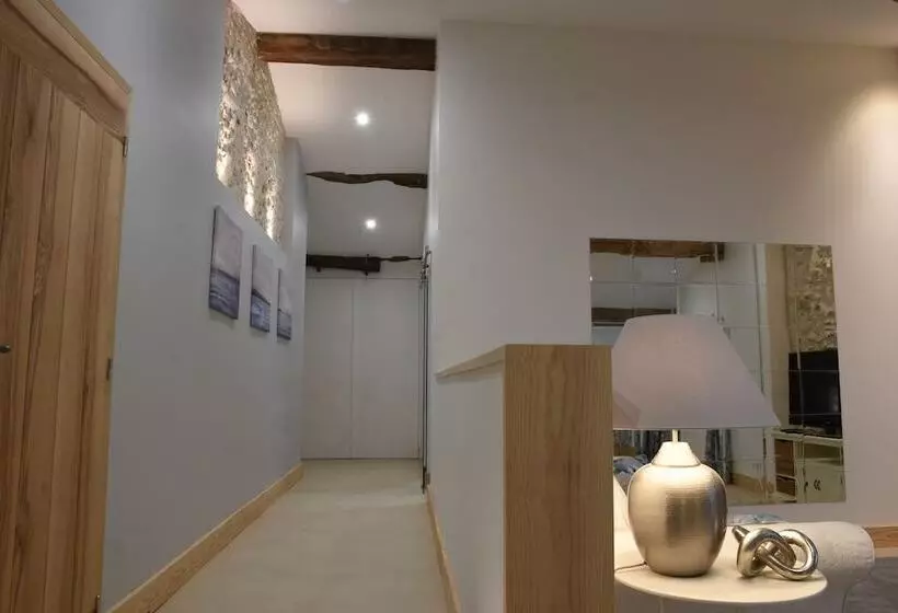 Aamiaismajoitus (B&B) Girauderies Chambres D Hotes/b+b