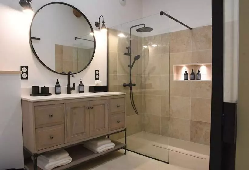 Aamiaismajoitus (B&B) Girauderies Chambres D Hotes/b+b