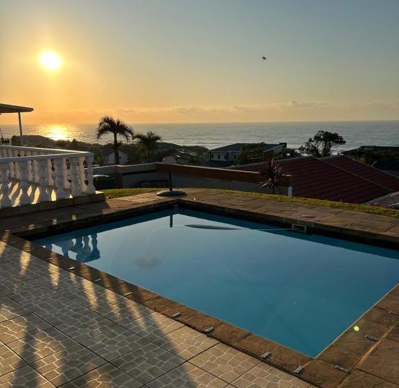 مبيت وإفطار Moulin Rouge Overnight Accomodation