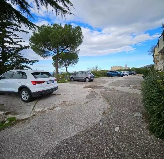 Aamiaismajoitus (B&B) Villa Roxana