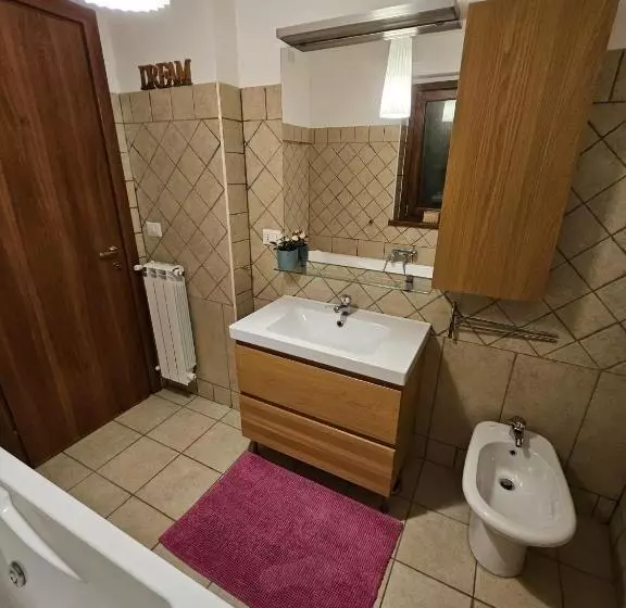 Aamiaismajoitus (B&B) Villa Roxana