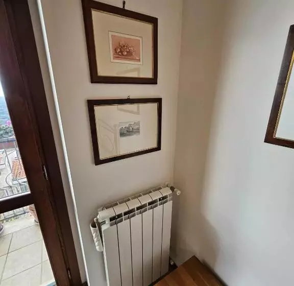 Aamiaismajoitus (B&B) Villa Roxana