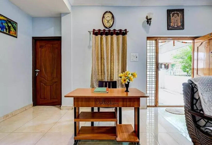 ホテル Collection O Sri Balaji Hill View Homestay