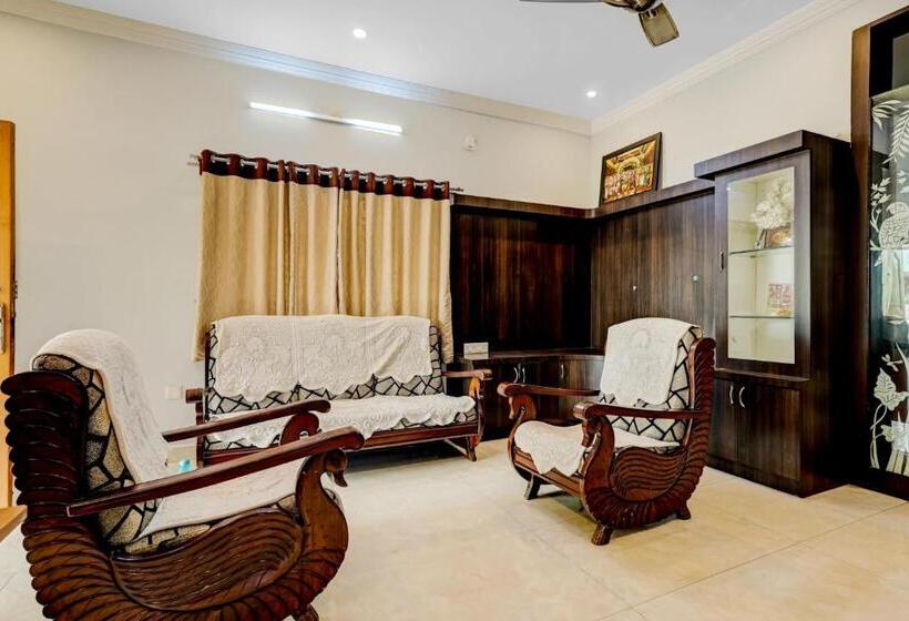 Hôtel Collection O Sri Balaji Hill View Homestay