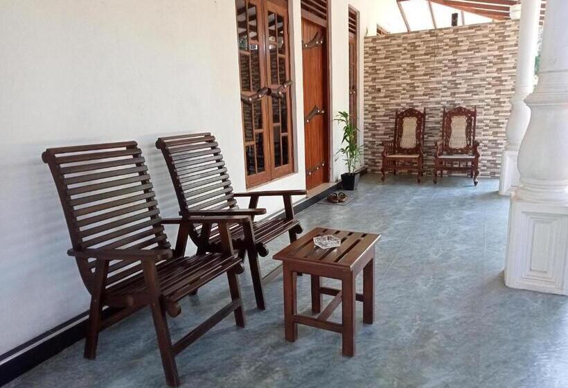 Hotel Nature Elephant Safari Resort