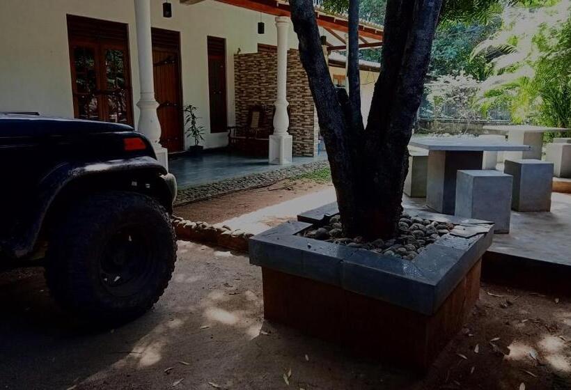 Hotel Nature Elephant Safari Resort