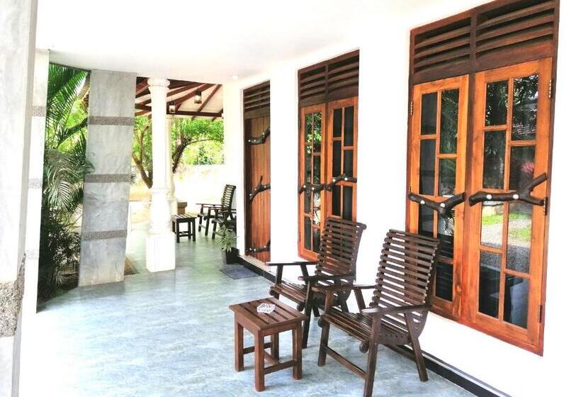 Hotel Nature Elephant Safari Resort