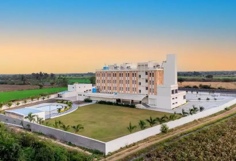 ホテル The Orchid Jamnagar