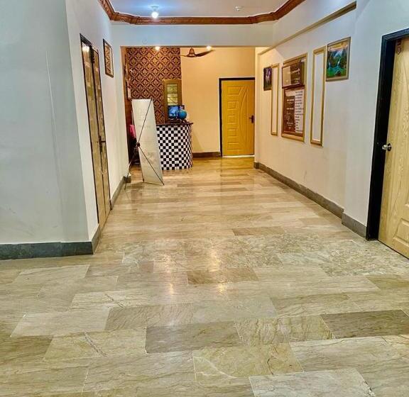 پانسیون Inn Gulistan E Jhour