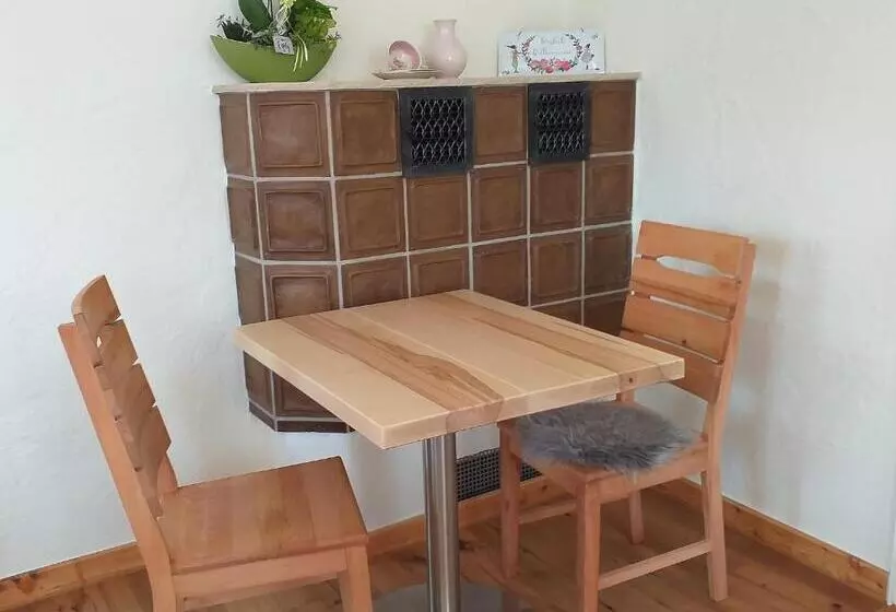 Majatalo Landcafe Sima & Zimmervermietung