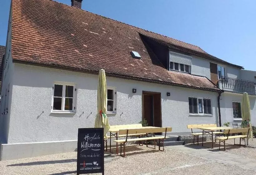 Majatalo Landcafe Sima & Zimmervermietung