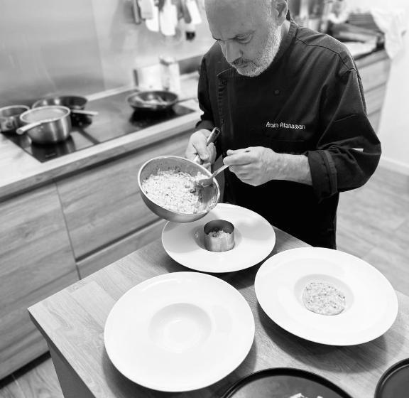 پانسیون The Home Privacy