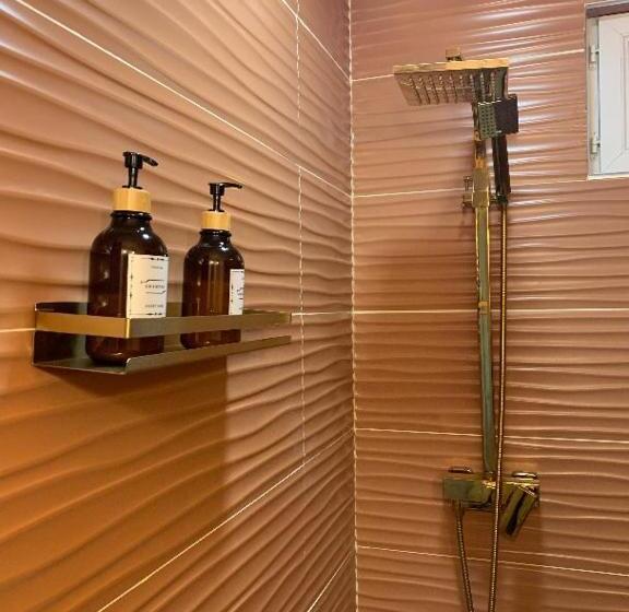 پانسیون The Home Privacy