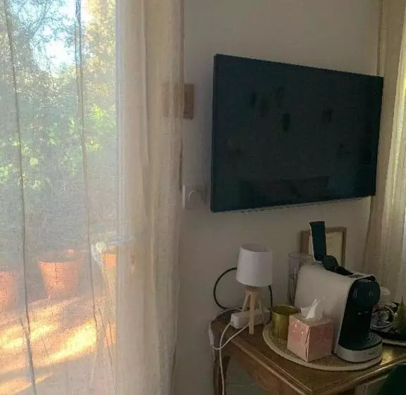 پانسیون The Home Privacy